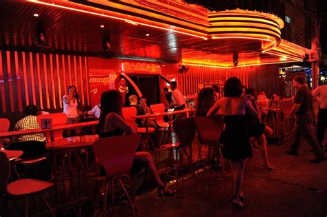 gogo bar thailand.